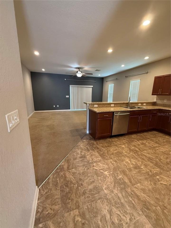 4656 Vignette Way - Photo 5 of 33