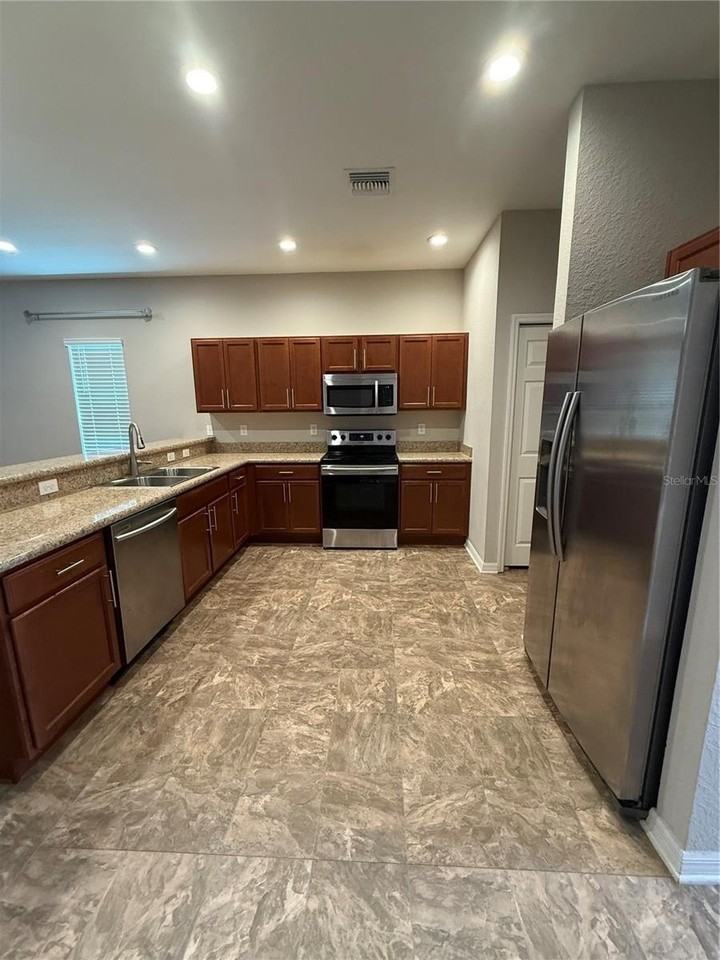 4656 Vignette Way - Photo 7 of 33