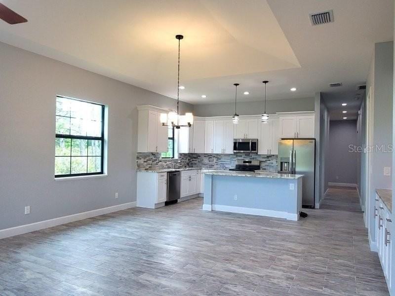 1038 San Cristobal Ave - Photo 3 of 21