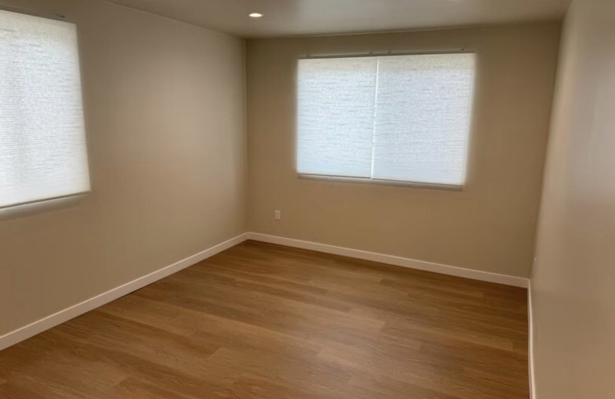 1676 259th St #1 - Photo 5 of 20