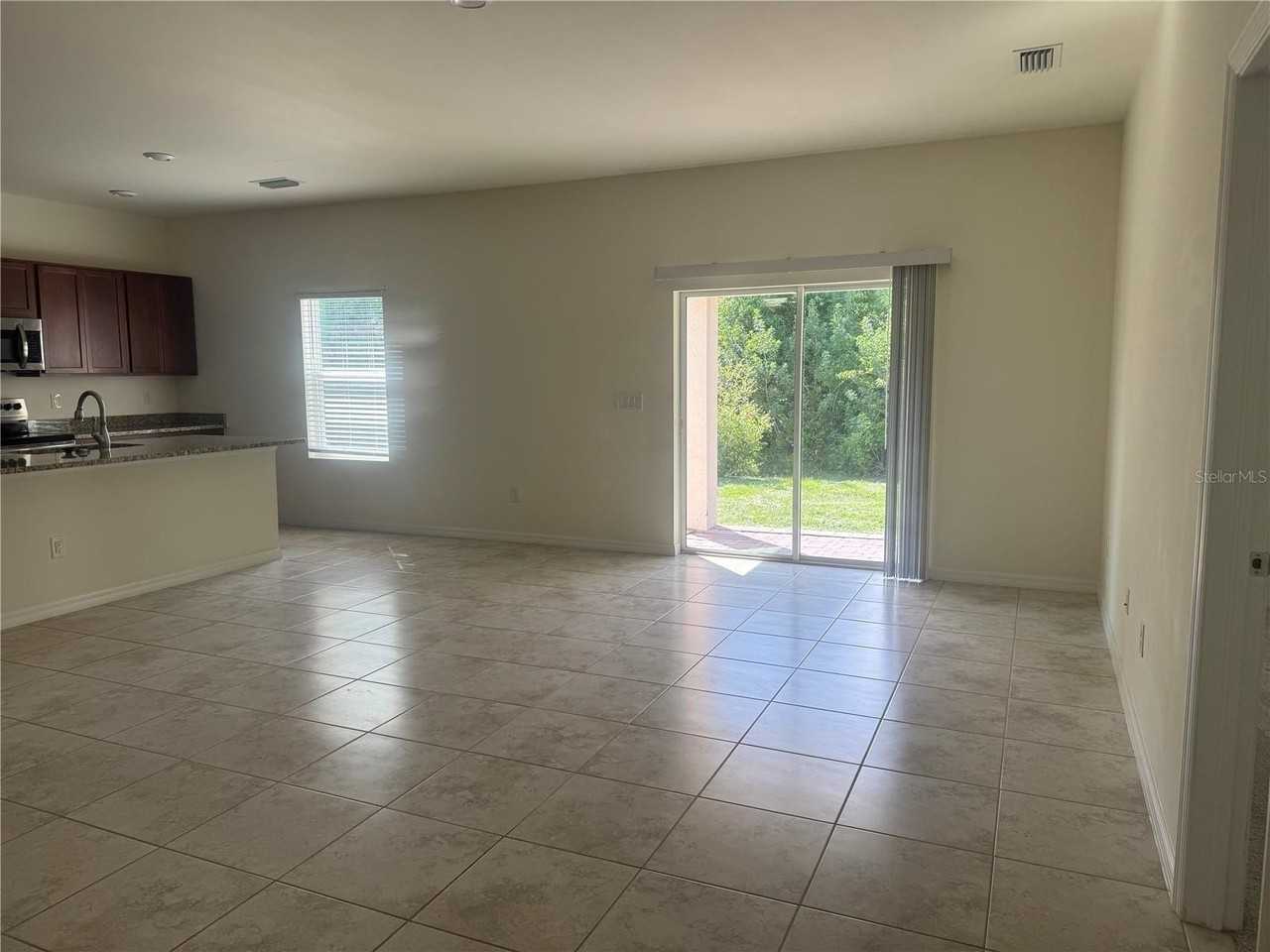 108 Boxwood Ln - Photo 6 of 21