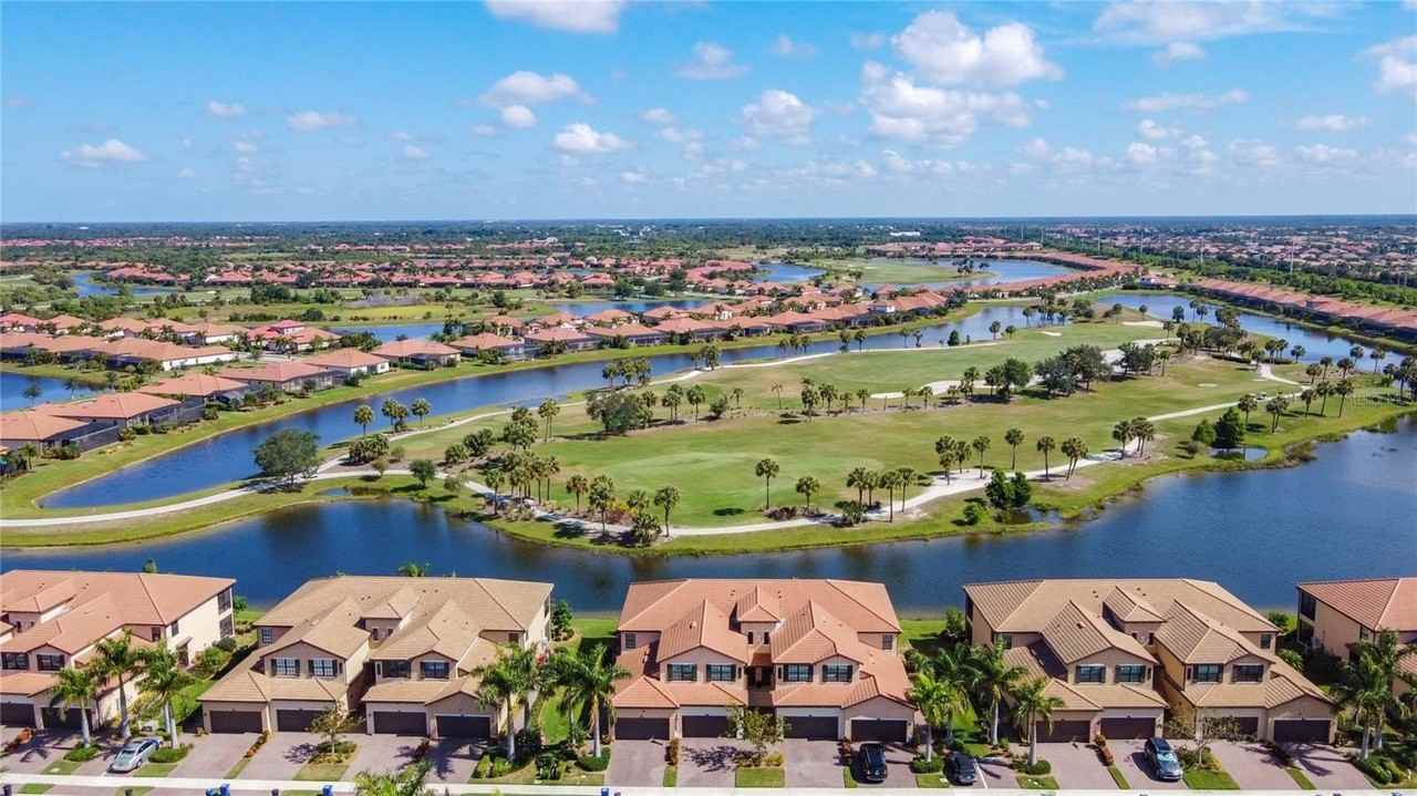 10796 Tarflower Dr #101 - Photo 4 of 50