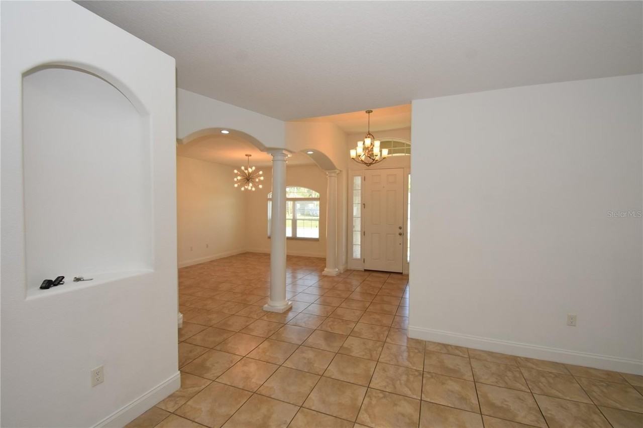 11 Burning Ember Ln - Photo 5 of 50