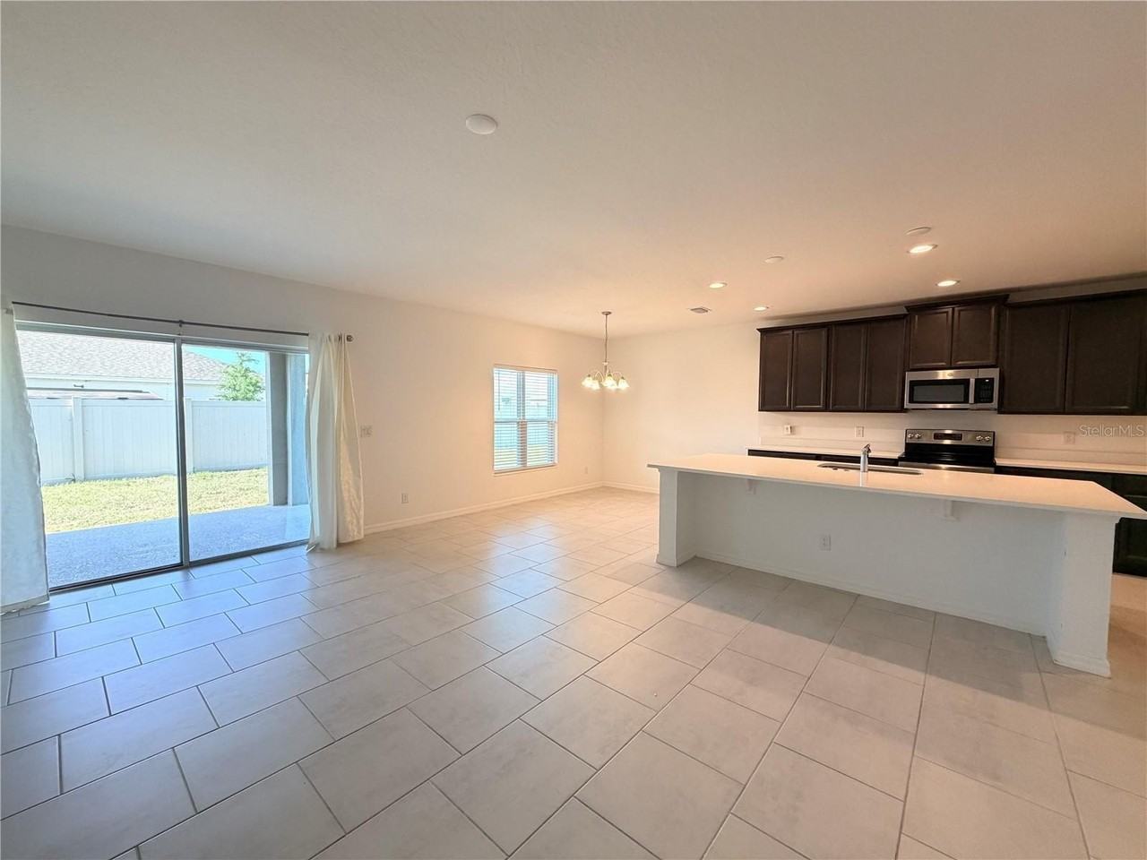 4629 Bernard Blvd - Photo 3 of 40