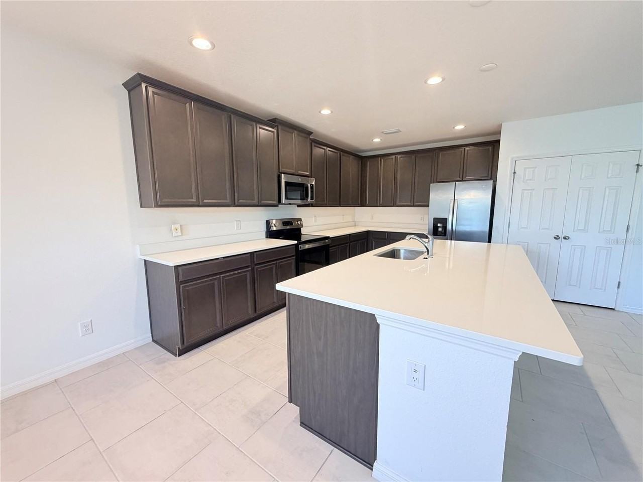 4629 Bernard Blvd - Photo 6 of 40