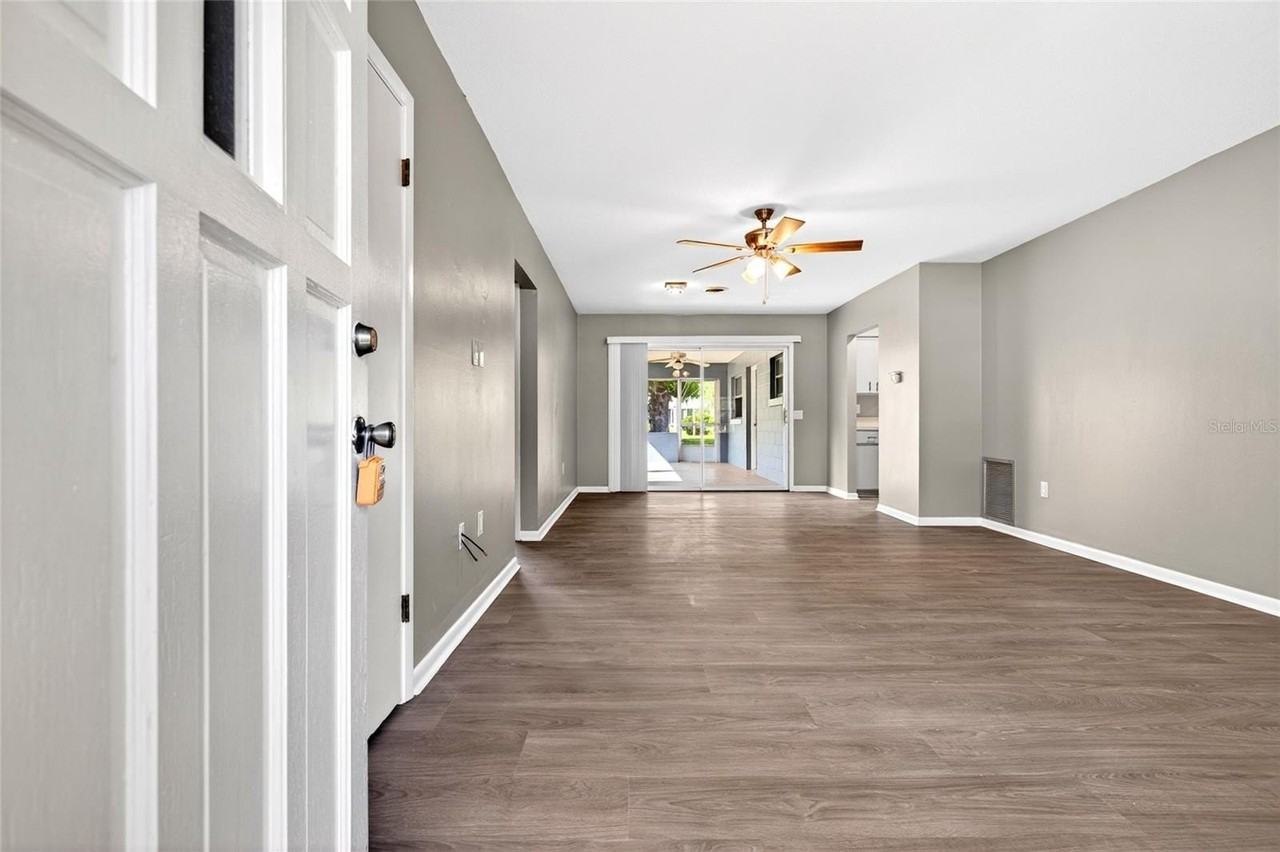 3423 Sw 27th St - Photo 4 of 24