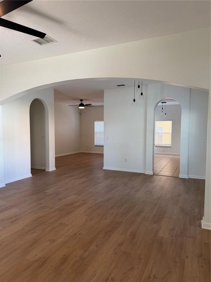 11939 Citruswood Dr - Photo 2 of 21