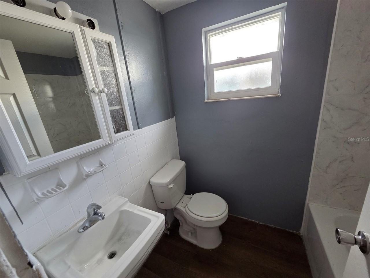 5206 7th St - Photo 5 of 7