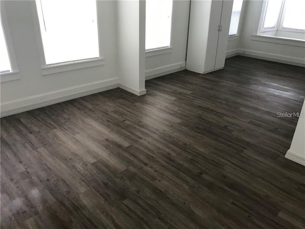 1933 47th St S - Photo 2 of 9