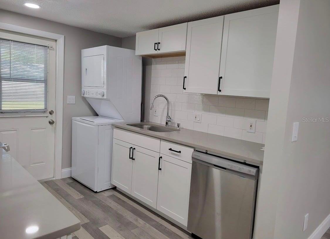 13496 W Rena Dr - Photo 4 of 8