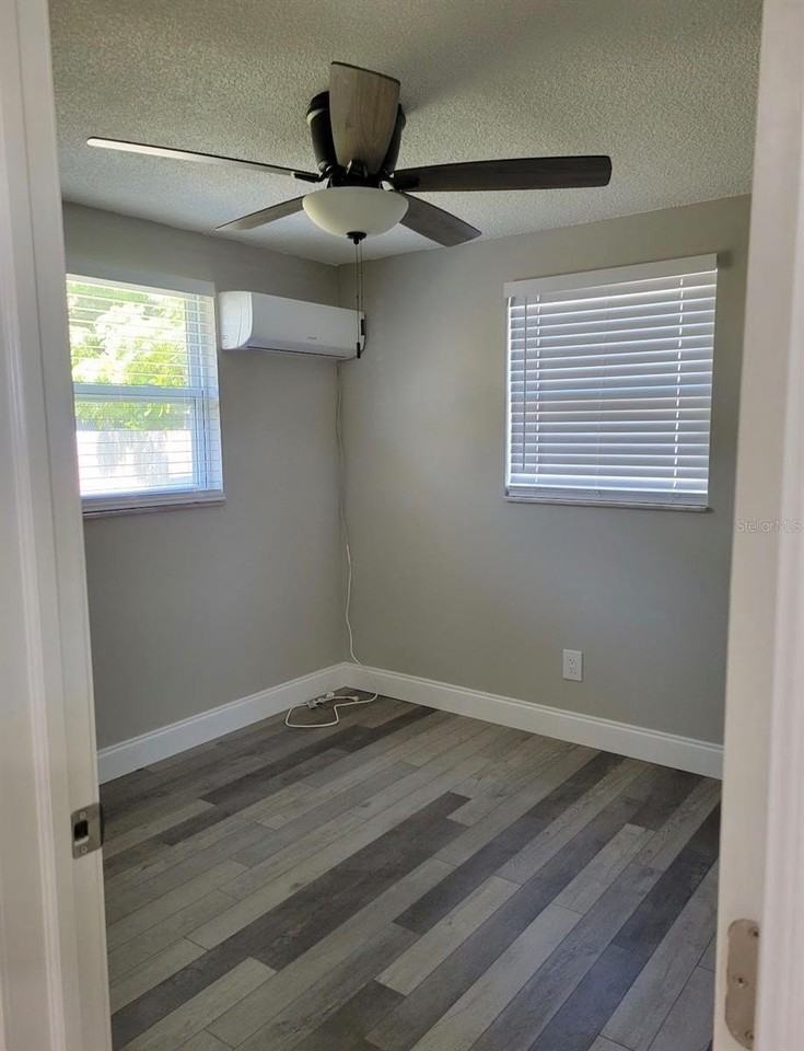 13496 W Rena Dr - Photo 7 of 8