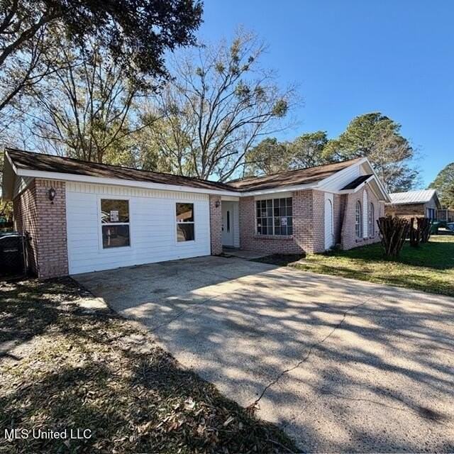 2513 Calle Hermosa St - Photo 2 of 29