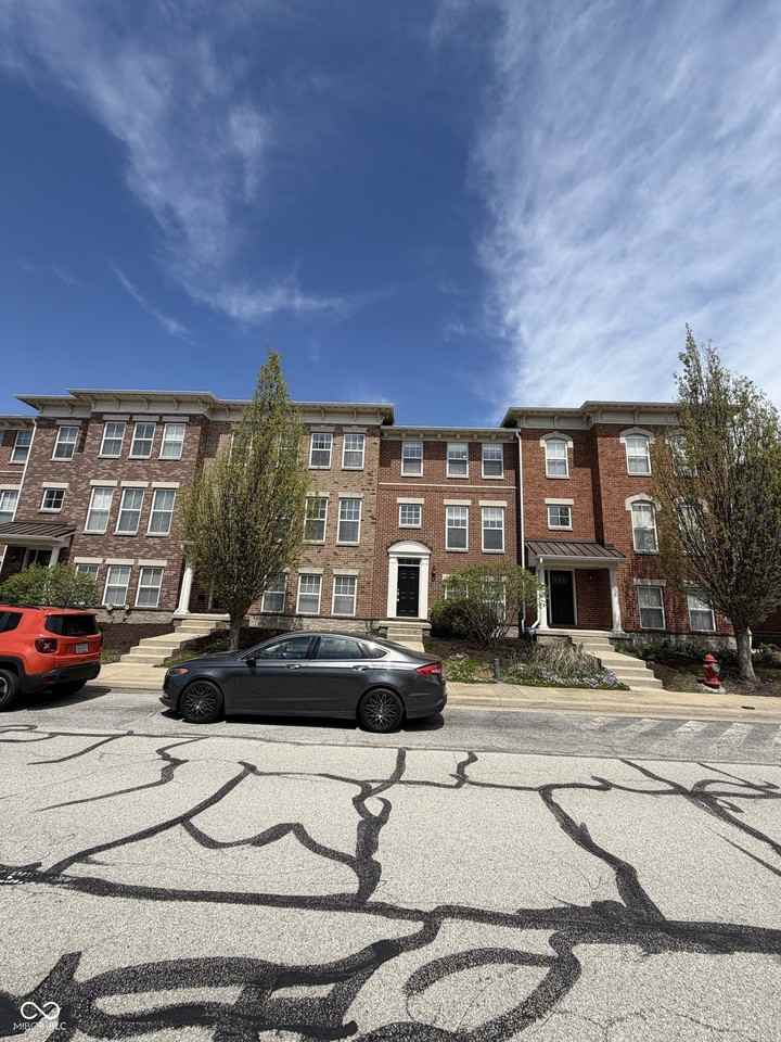 6305 Schooler Dr - Photo 2 of 45