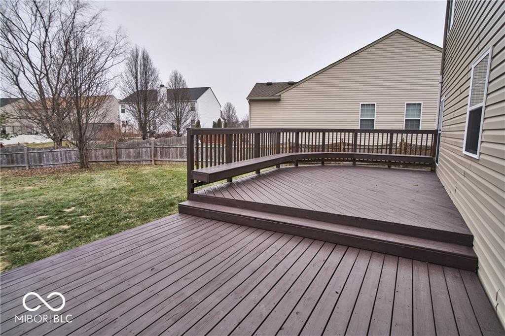 11080 Mcdowell Dr - Photo 3 of 50