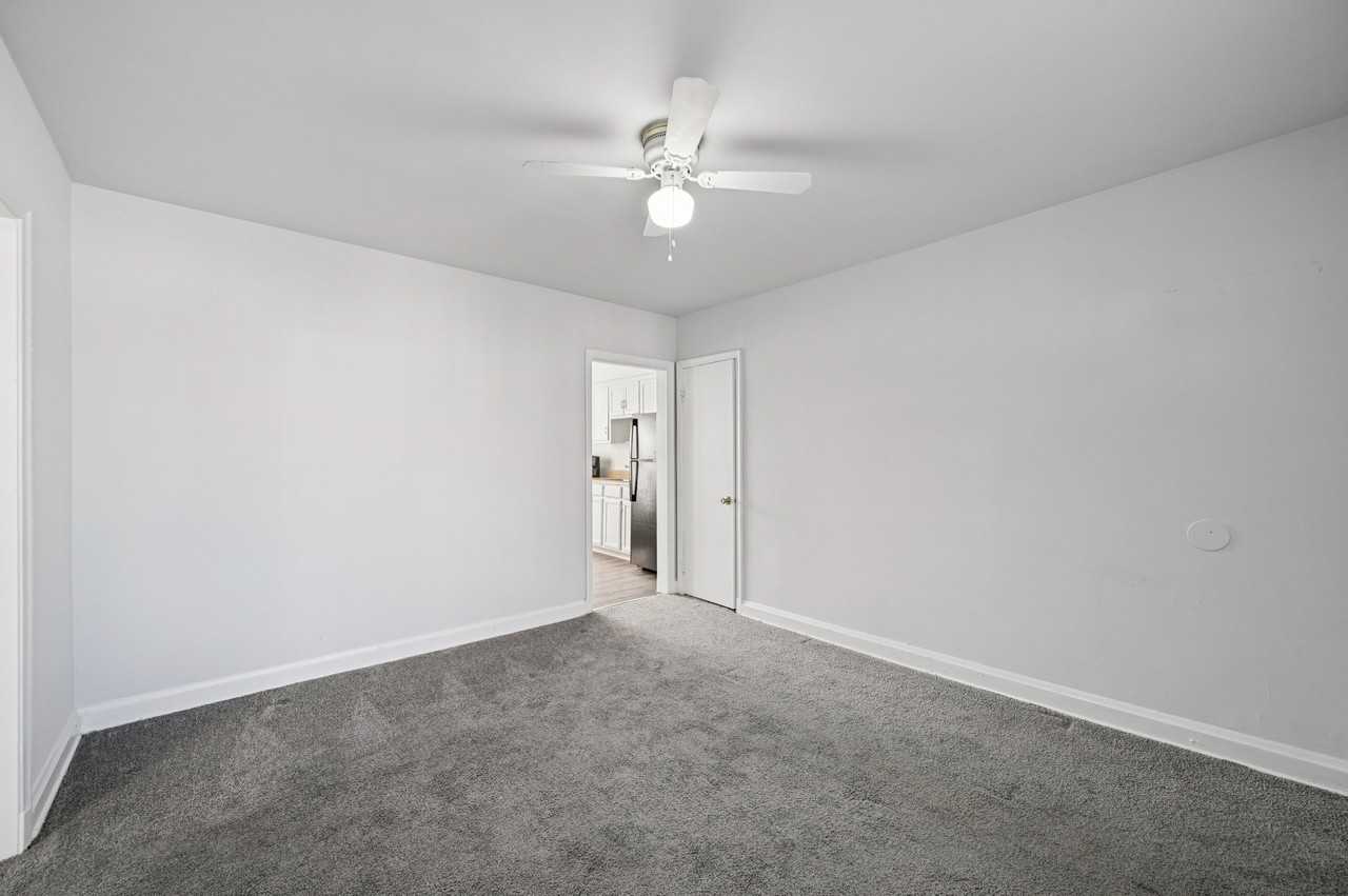 Baybrook Village Apartments - Photo 7 of 22