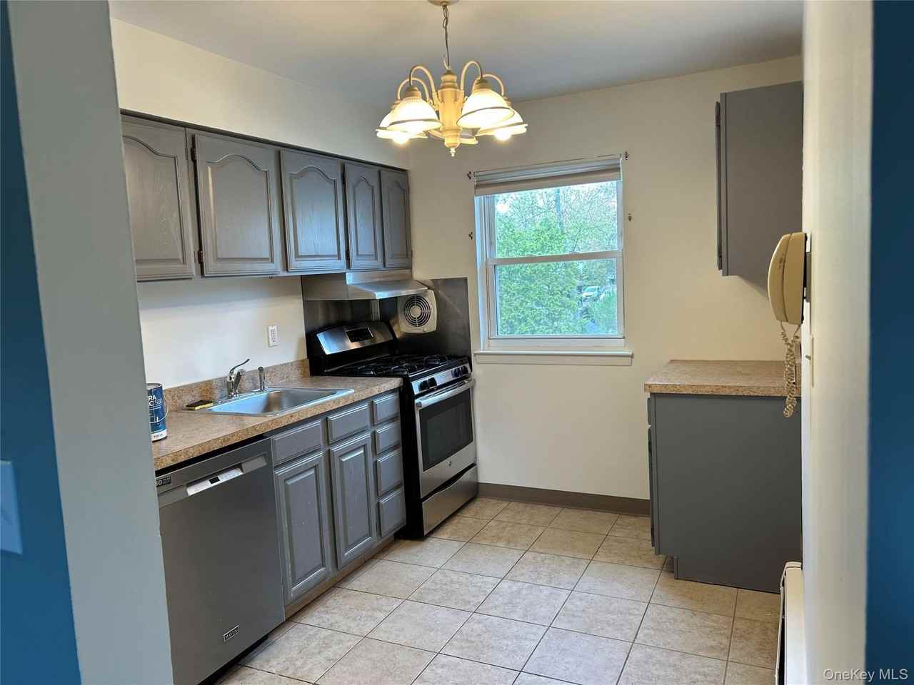 140 Meyer Oval #140 - Photo 5 of 12