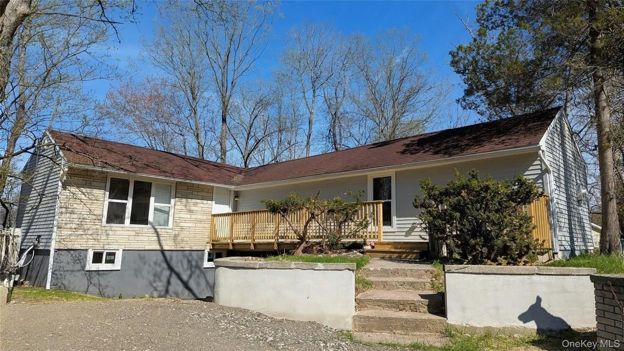 8 Teatown Ct - Photo 2 of 24