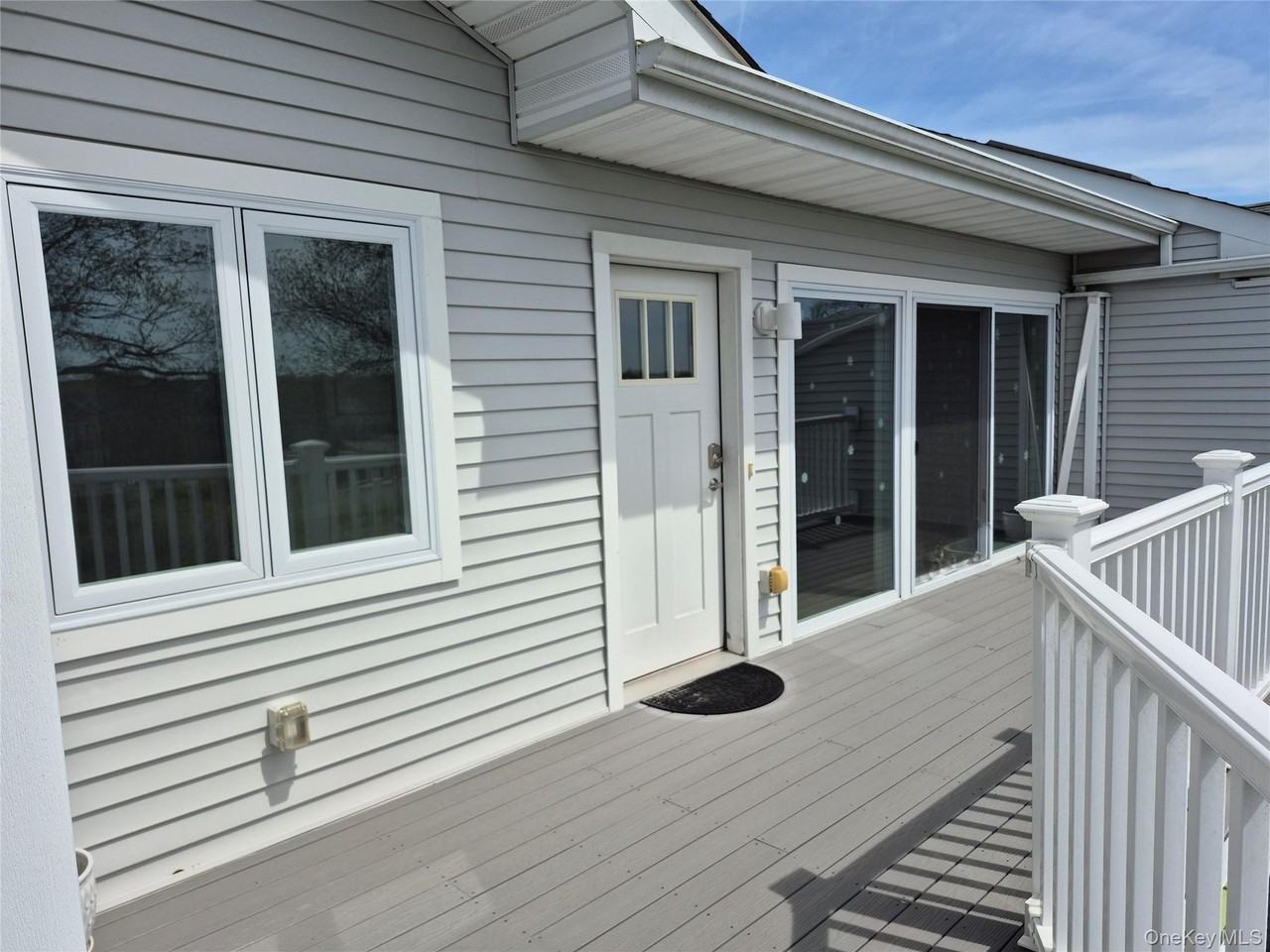 44 Fox Hill Dr - Photo 3 of 24