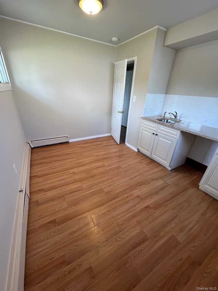 51 Friendly Rd - Photo 7 of 14