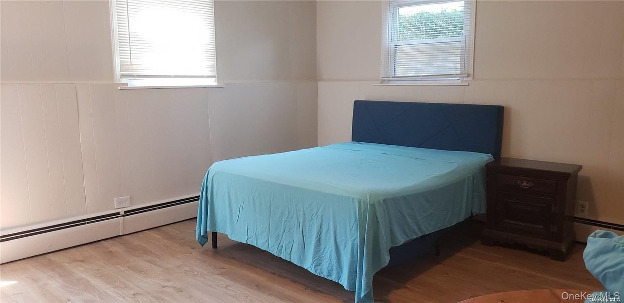 430 W Main St - Photo 3 of 8