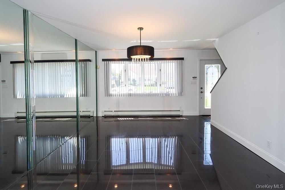 223 Chestnut Ave - Photo 5 of 24