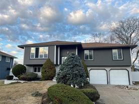 5 Farmstead Rd - Photo 1 of 1