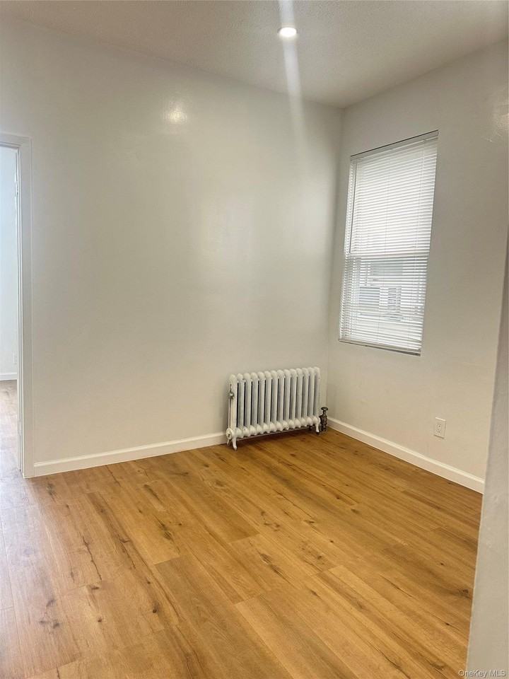 10869 50th Ave - Photo 6 of 10