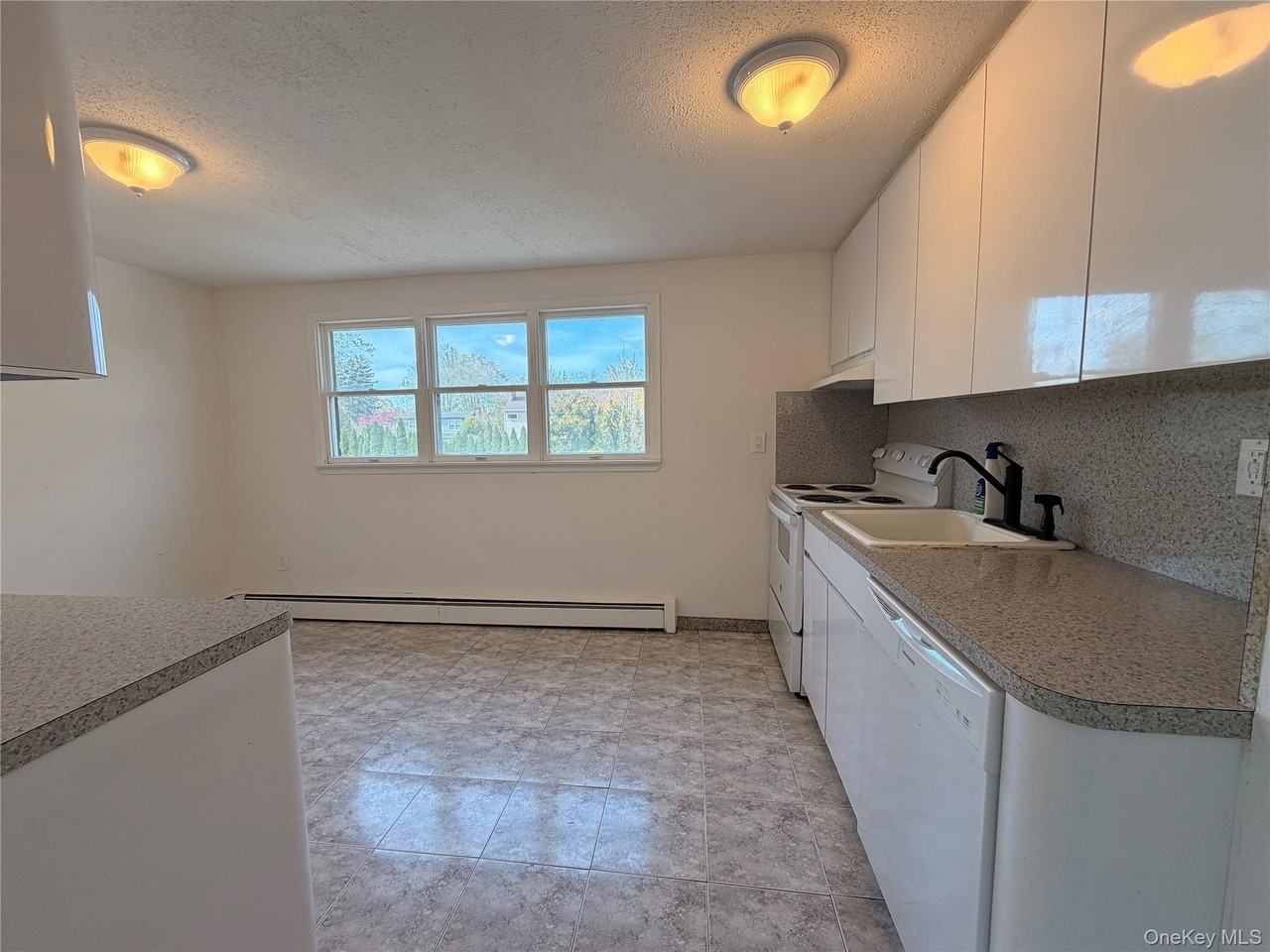 3535 Park Ave - Photo 5 of 7