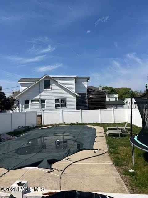 319 Roosevelt Ave - Photo 2 of 10