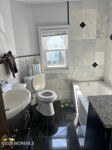 319 Roosevelt Ave - Photo 7 of 10