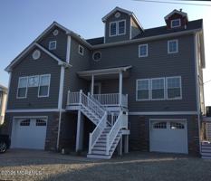 featured image of 36 Harborside Dr E
