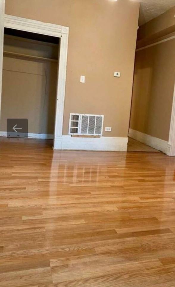 5918 S Calumet Ave #1 - Photo 4 of 12