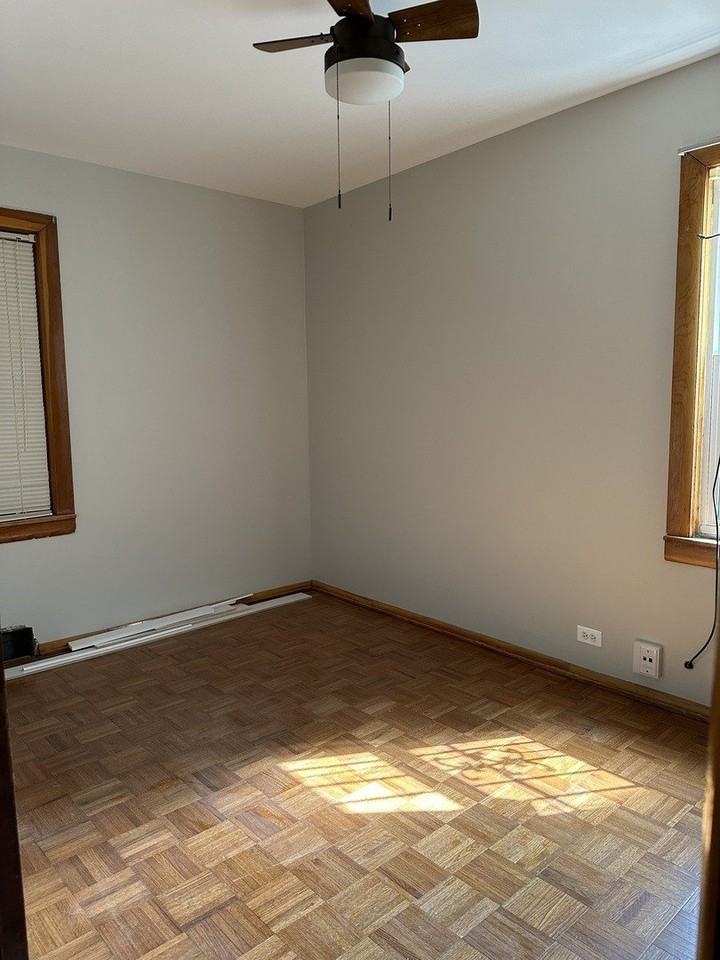 8021 S Coles Ave - Photo 7 of 14