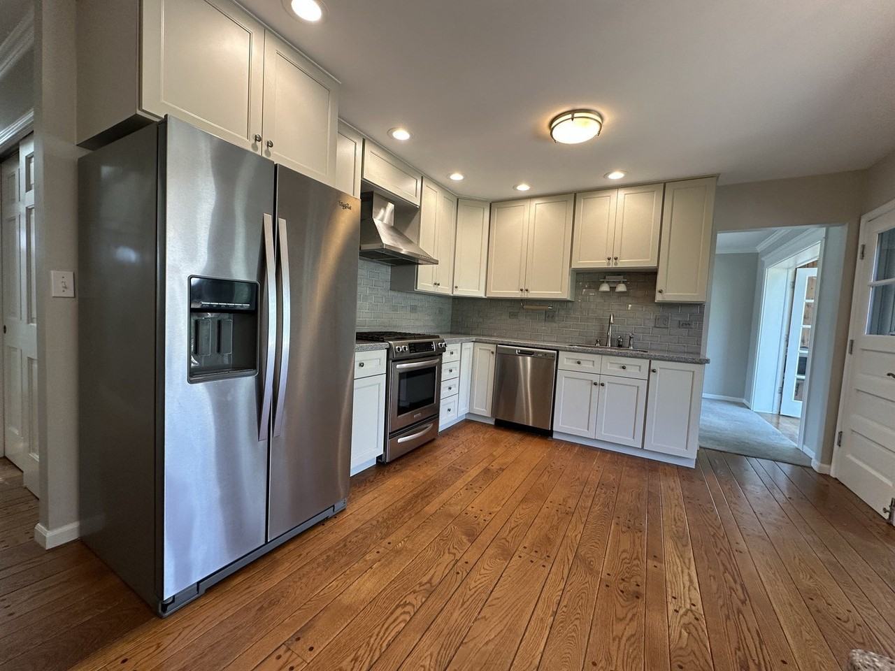 1920 E Peachtree Ln - Photo 5 of 18