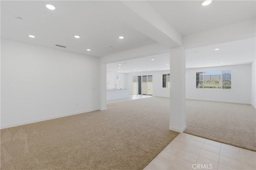 11647 Saddleback Dr - Photo 5 of 50