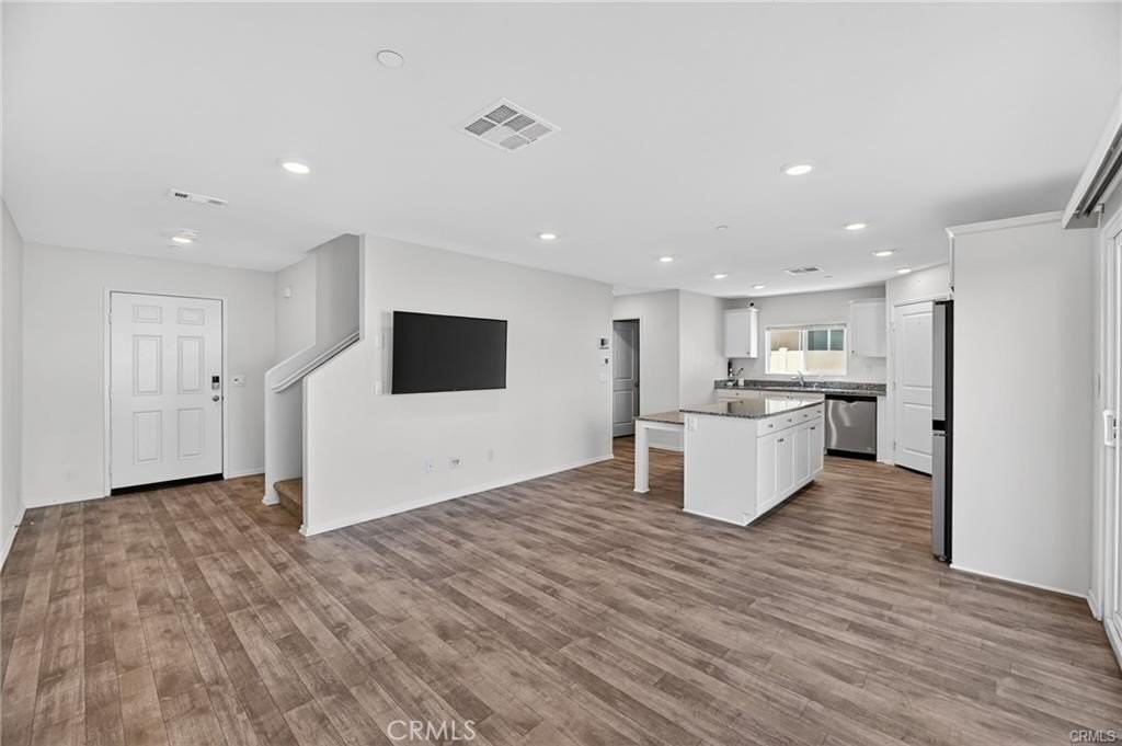 30826 Grand Prix Ct - Photo 7 of 28
