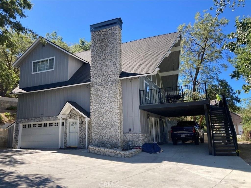 1050 Carousel Rd