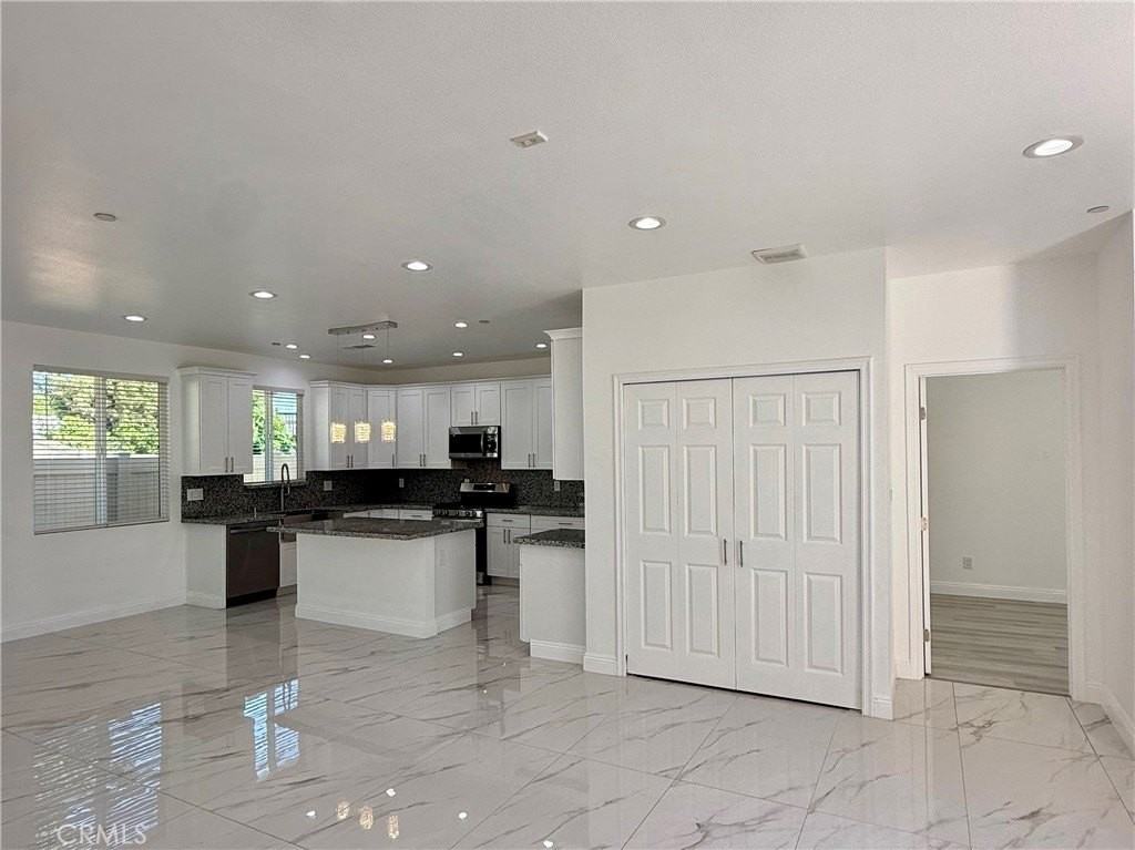 2199 Whitman Way #2 - Photo 5 of 16