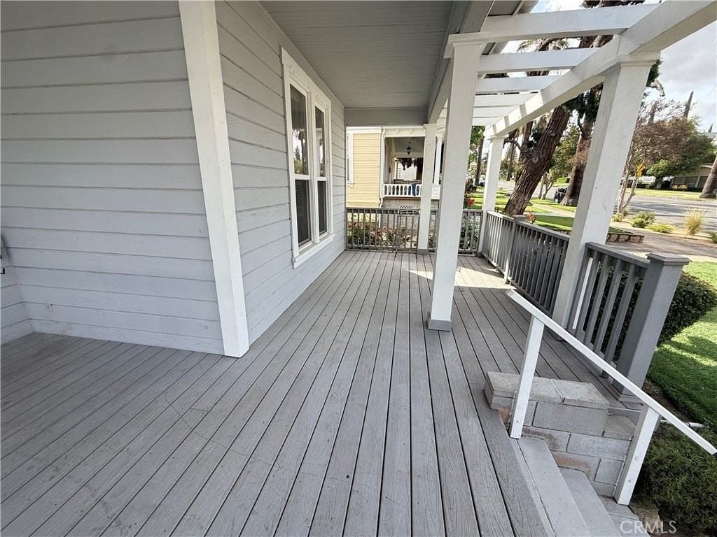 419 Cajon St - Photo 2 of 25