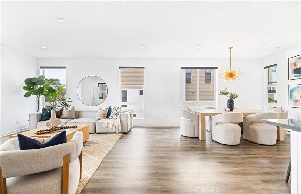 1660 Pomona Ave - Photo 2 of 25