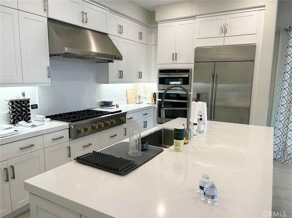 109 Chorus - Photo 4 of 20