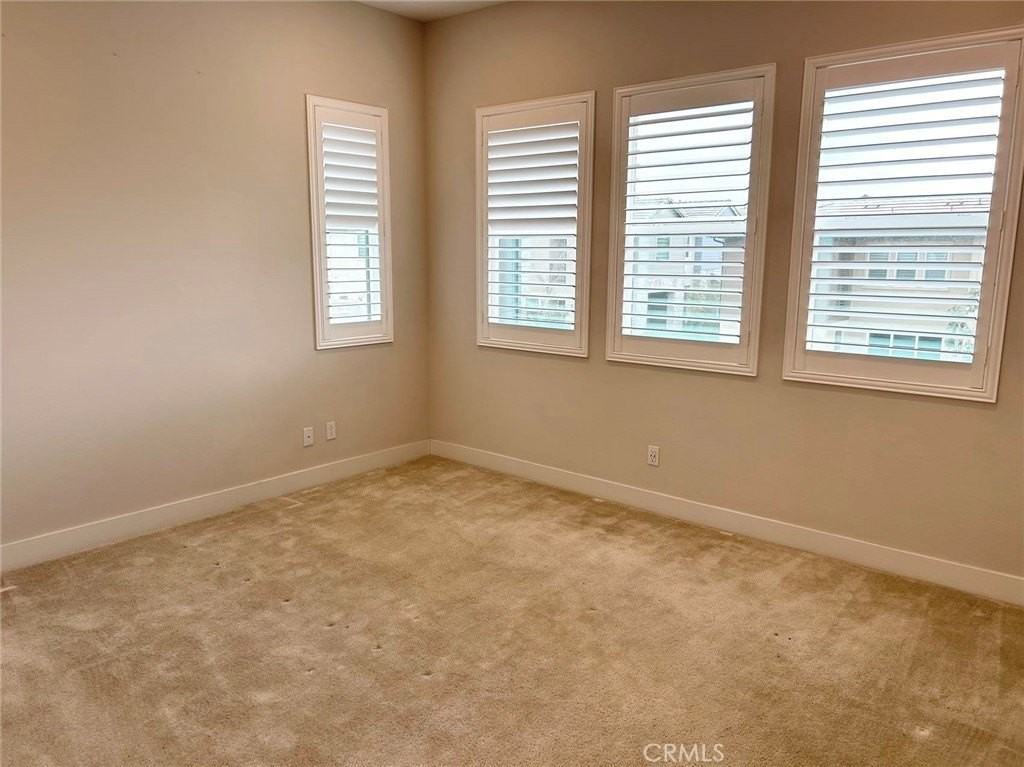 109 Chorus - Photo 6 of 20