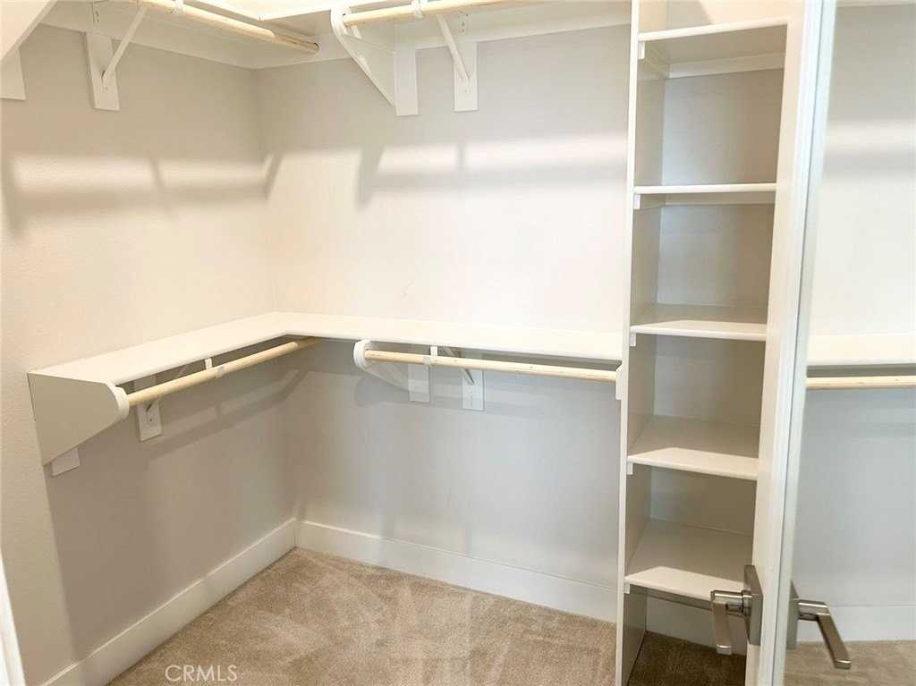 109 Chorus - Photo 7 of 20