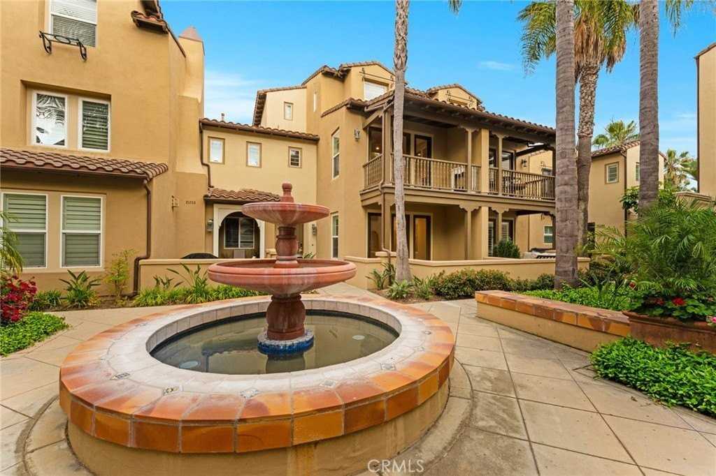 21261 Baeza Cir - Photo 3 of 50