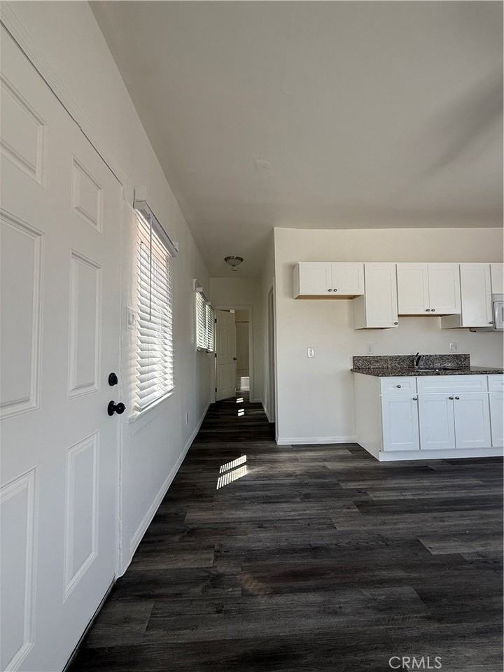 1085 Hoffman Ave #15 - Photo 6 of 16