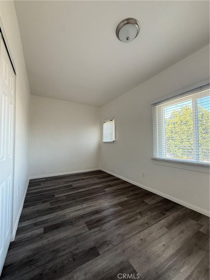 1085 Hoffman Ave #15 - Photo 7 of 16