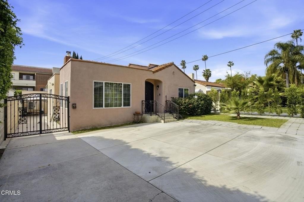 1606 Glenwood Rd #A - Photo 3 of 28