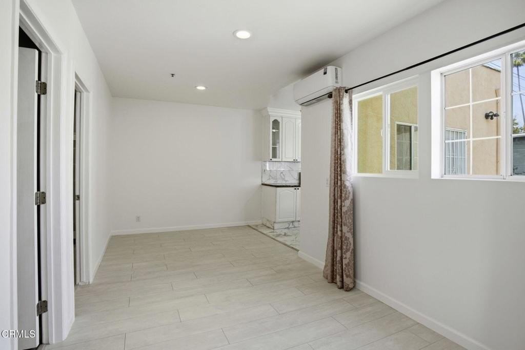 1606 Glenwood Rd #A - Photo 4 of 28