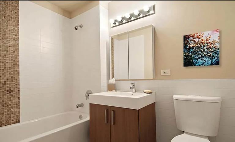 537 W 27th St - Photo 4 of 4