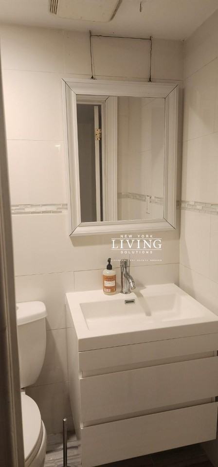 184 Stuyvesant Ave - Photo 6 of 6